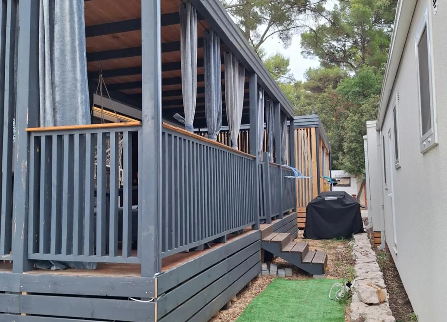 Mobile Home Leda Biograd Na Moru Hébergement de vacances
